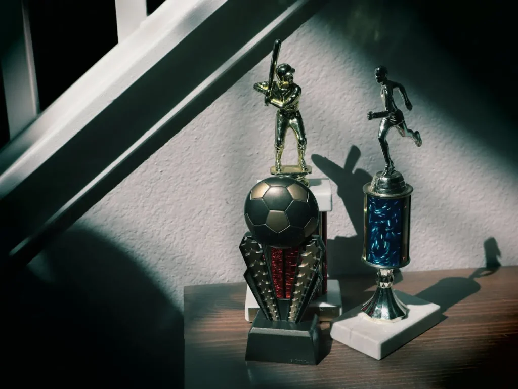 custom-wood-trophies